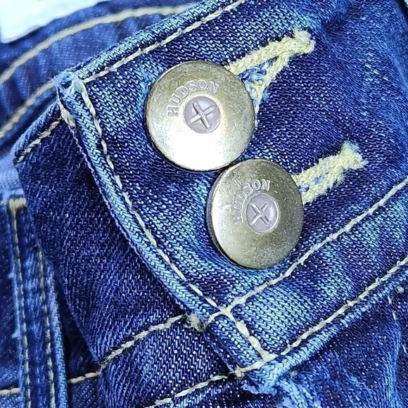 ☔️🔹️Hudson Blue Denim Raw Hem Buttoned Pocket Shorts Size 6/28